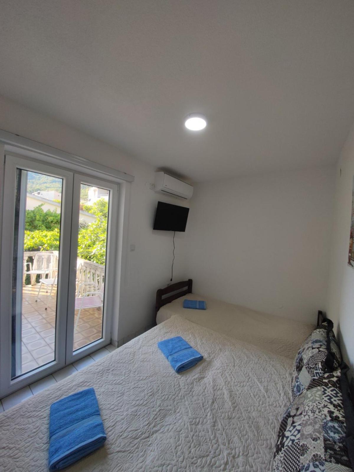 Budva Lux Apartments Phòng bức ảnh
